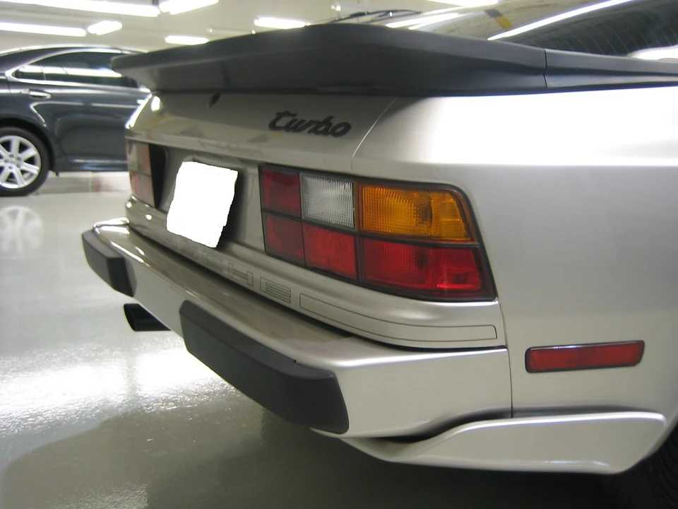 1986 Porsche 944 Turbo - Image 28 of 31