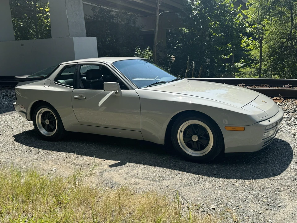 1986 Porsche 944 Turbo - Image 18 of 31