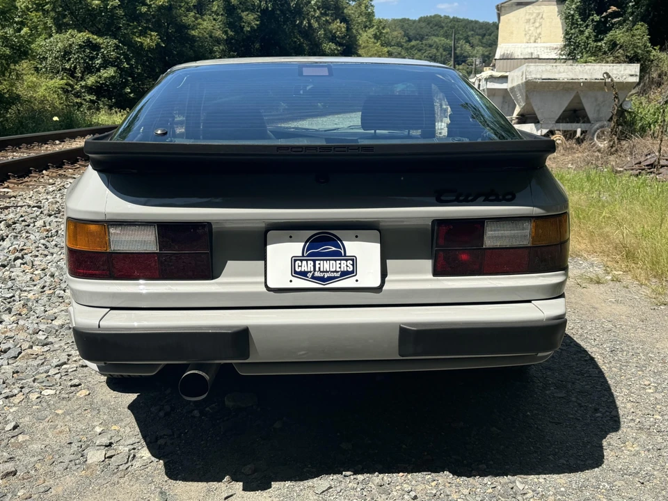 1986 Porsche 944 Turbo - Image 12 of 31