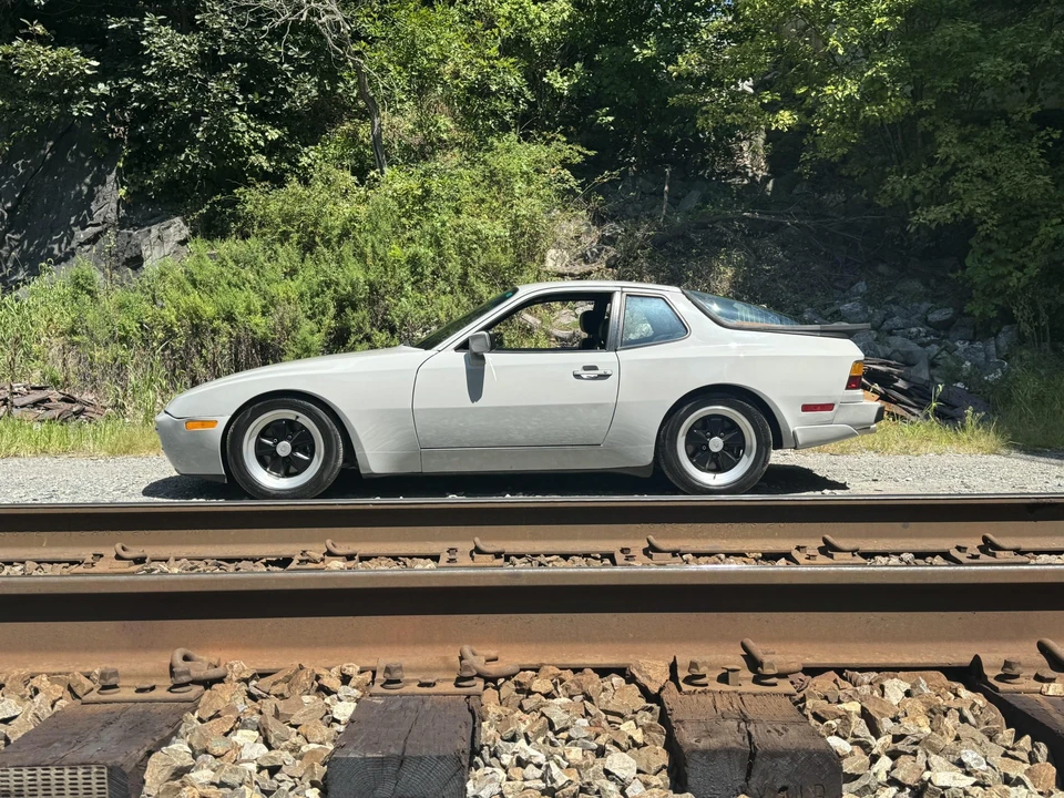 1986 Porsche 944 Turbo - Image 7 of 31