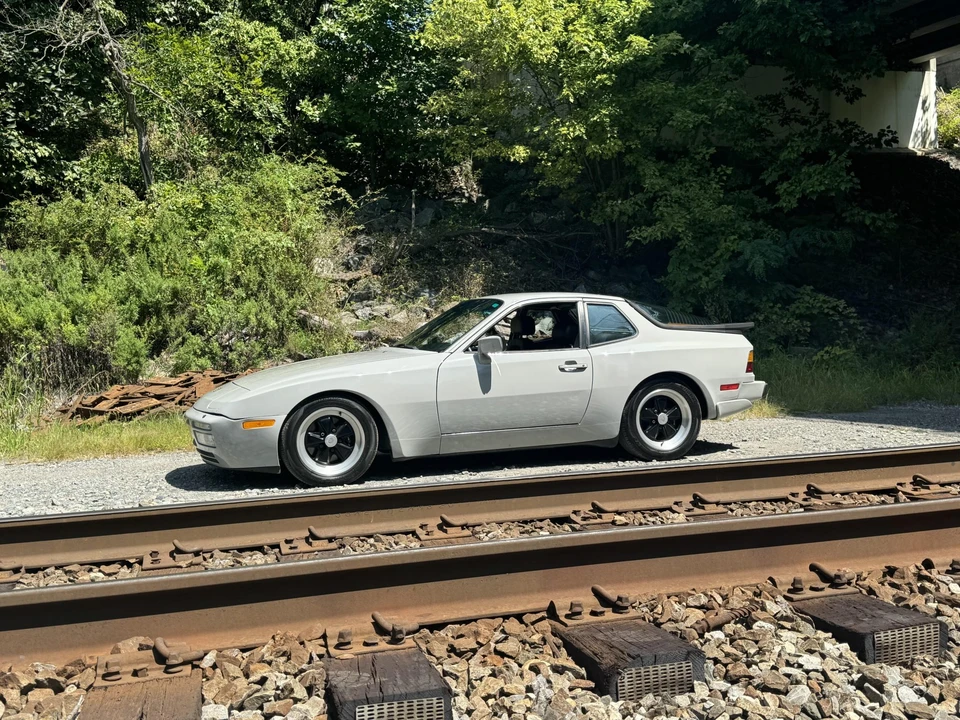 1986 Porsche 944 Turbo - Image 4 of 31