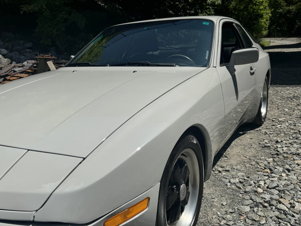 1986 Porsche 944 Turbo - Image 23 of 31