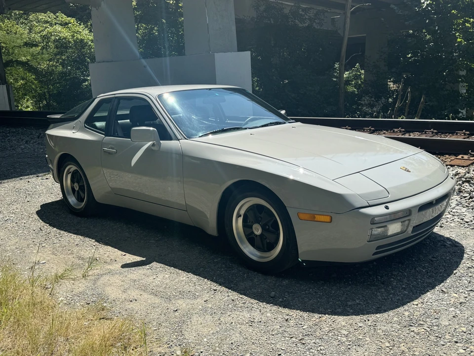 1986 Porsche 944 Turbo - Image 16 of 31