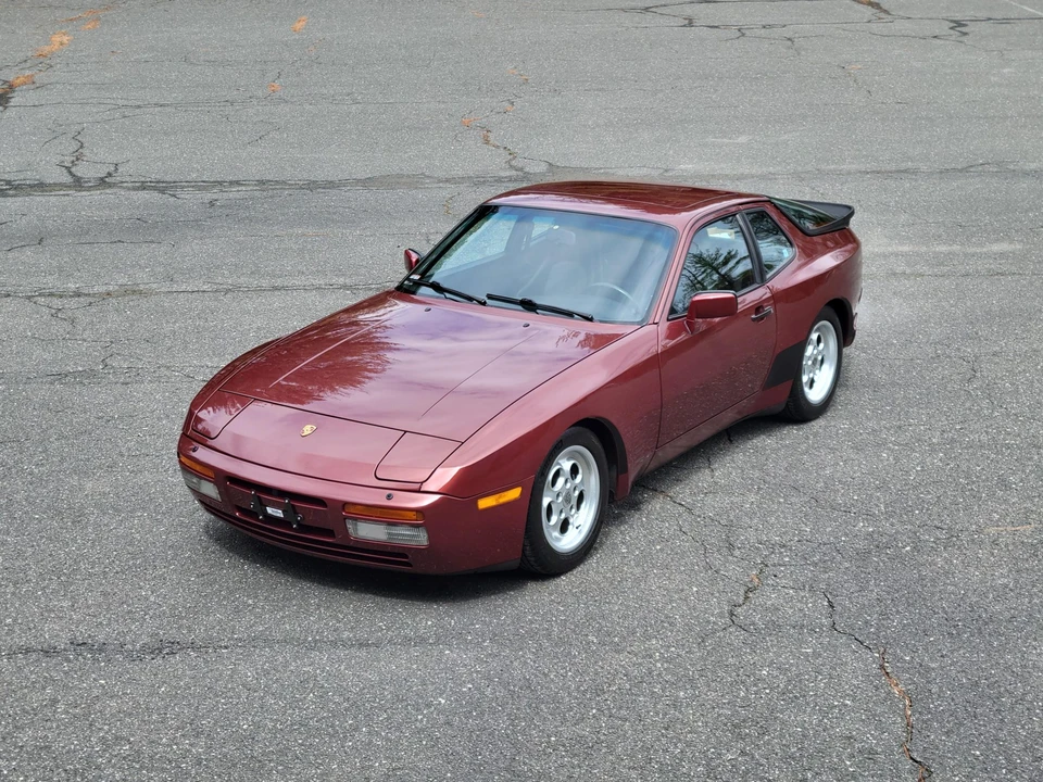 1986 Porsche 944 Turbo - Image 8 of 31