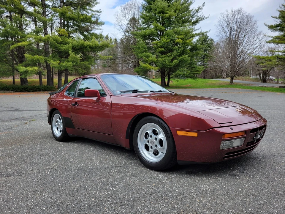 1986 Porsche 944 Turbo - Image 14 of 31