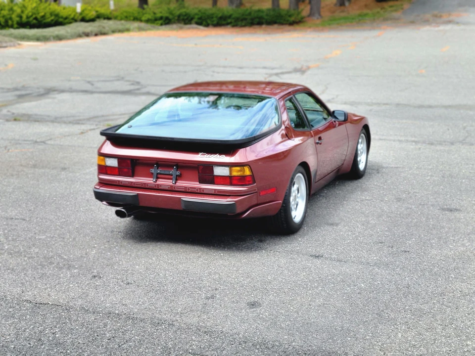 1986 Porsche 944 Turbo - Image 12 of 31