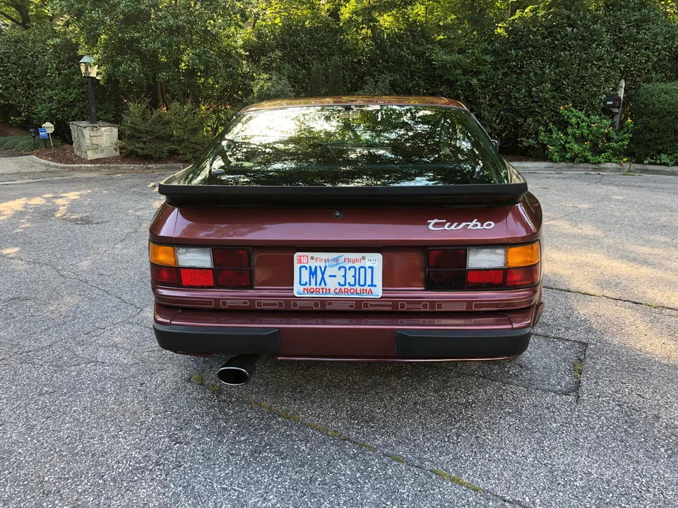 1986 Porsche 944 Turbo - Image 6 of 31