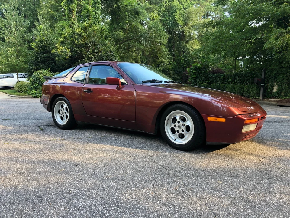 1986 Porsche 944 Turbo - Image 9 of 31