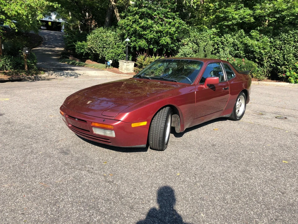 1986 Porsche 944 Turbo - Image 2 of 31