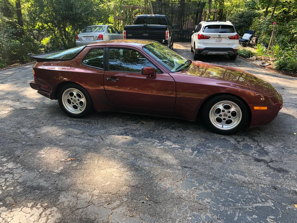 1986 Porsche 944 Turbo - Image 8 of 31