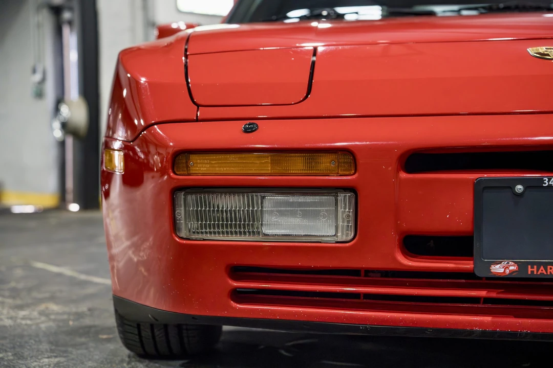 1986 Porsche 944 Turbo - Image 21 of 31