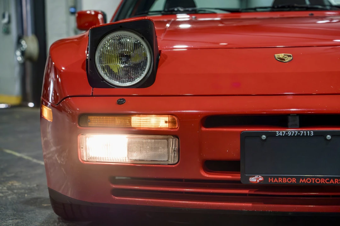 1986 Porsche 944 Turbo - Image 22 of 31