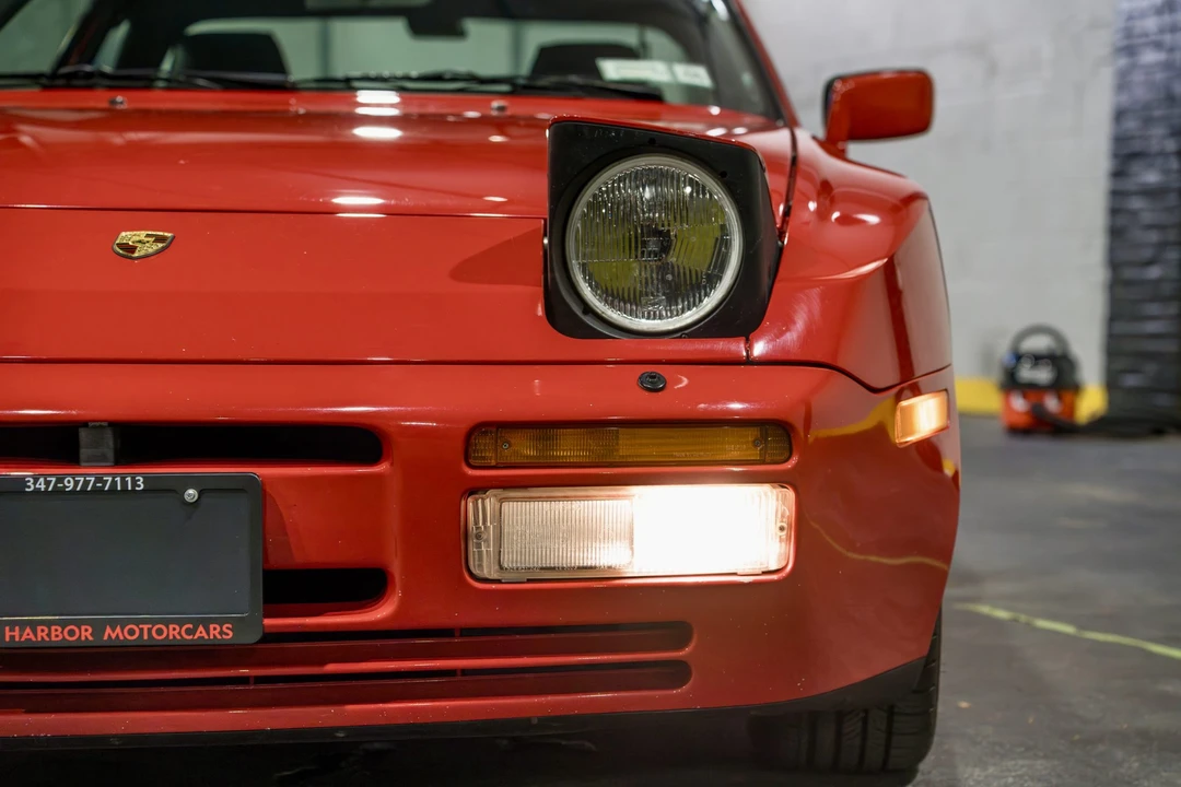 1986 Porsche 944 Turbo - Image 23 of 31