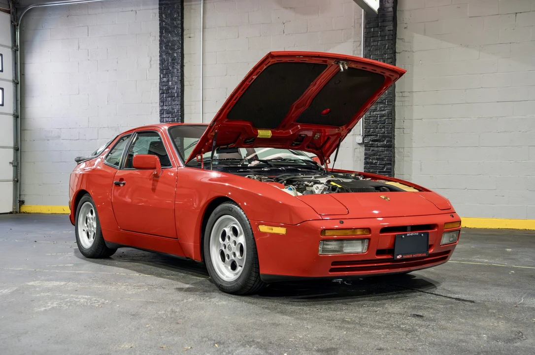 1986 Porsche 944 Turbo - Image 16 of 31