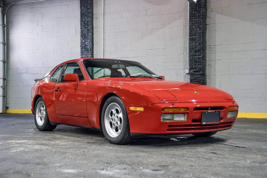 1986 Porsche 944 Turbo - Image 2 of 31