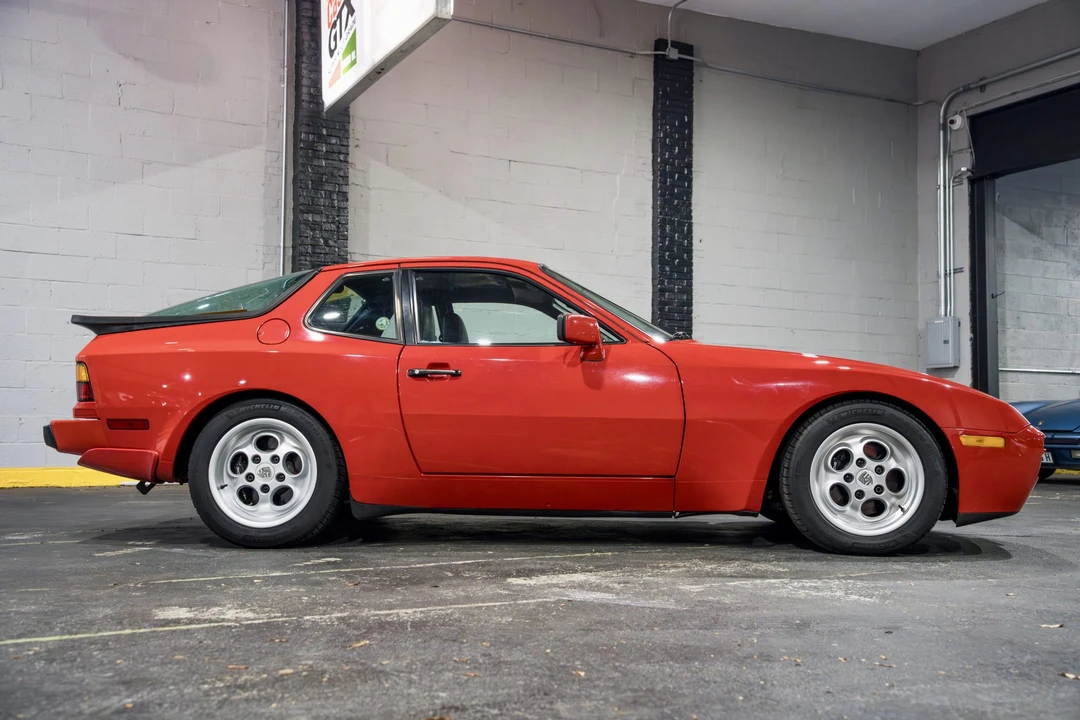 1986 Porsche 944 Turbo - Image 4 of 31