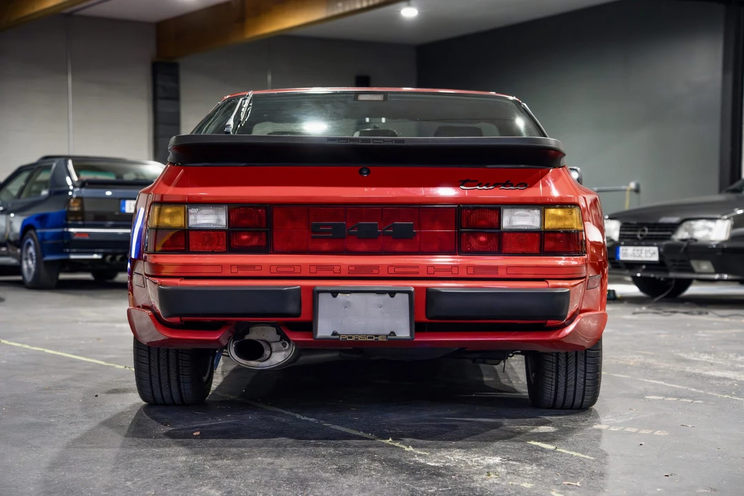 1986 Porsche 944 Turbo - Image 6 of 31