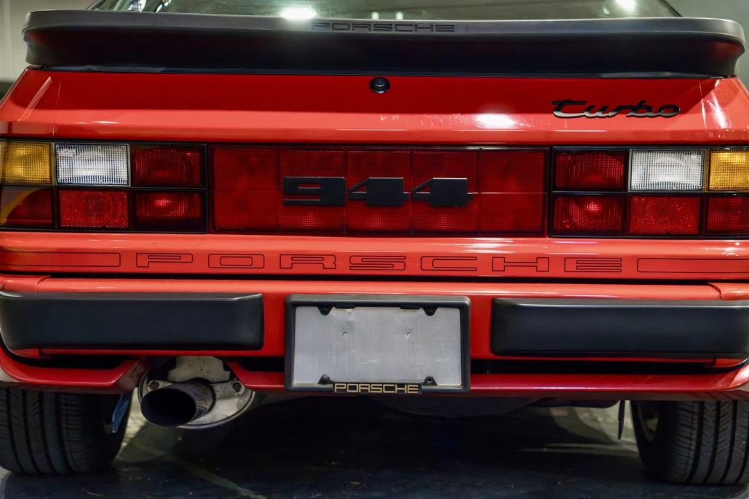 1986 Porsche 944 Turbo - Image 29 of 31