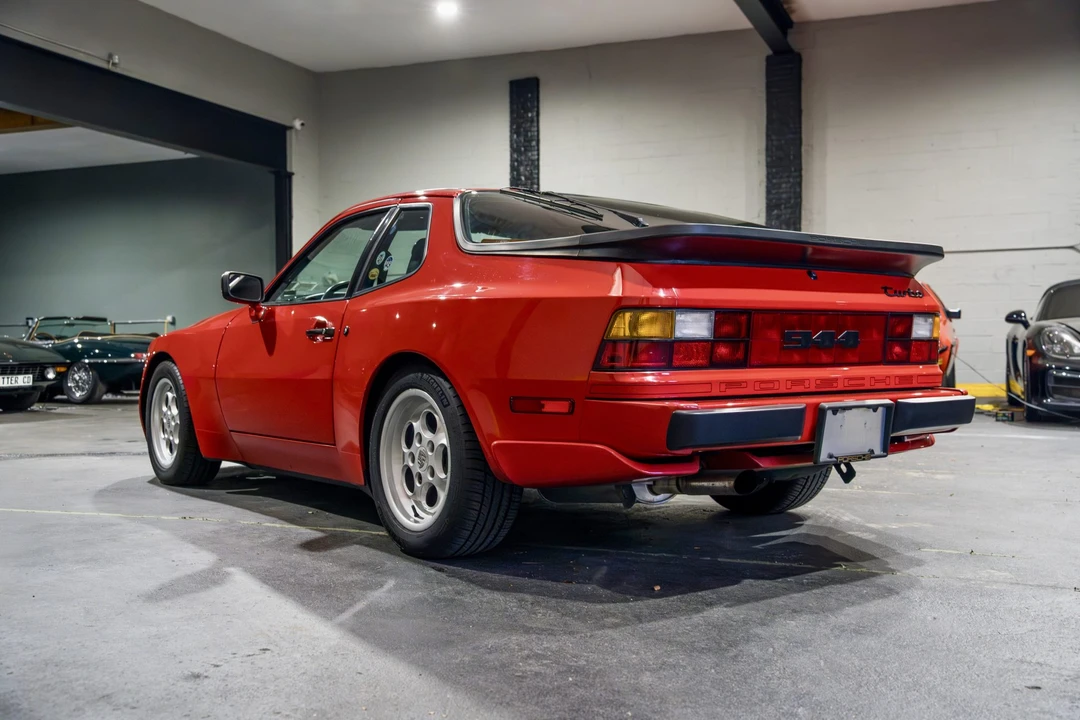 1986 Porsche 944 Turbo - Image 7 of 31