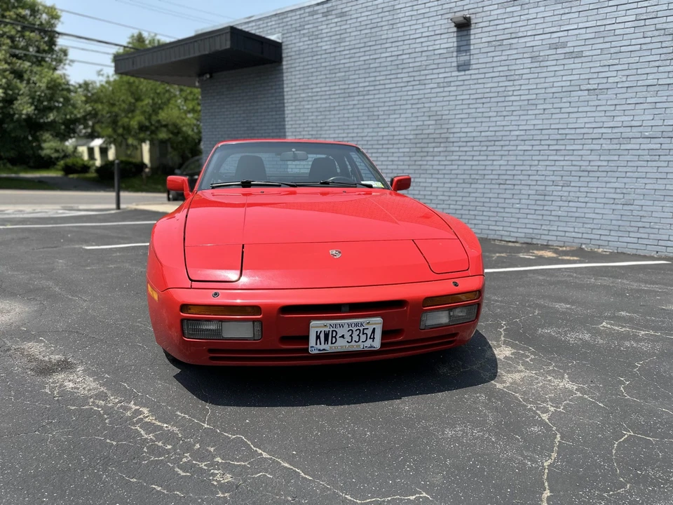 1986 Porsche 944 Turbo - Image 6 of 31