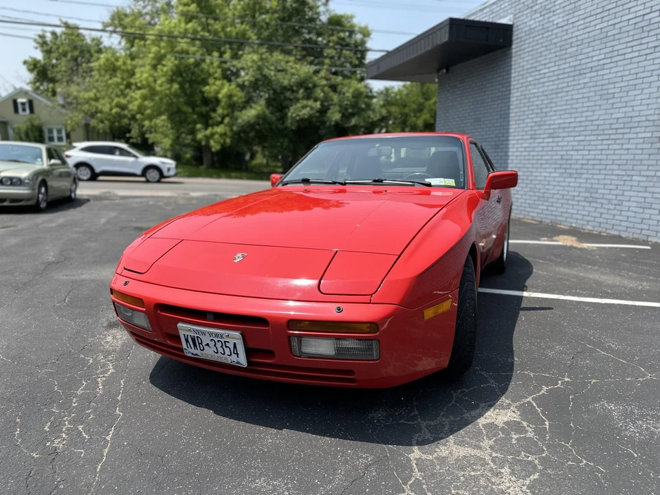 1986 Porsche 944 Turbo - Image 4 of 31