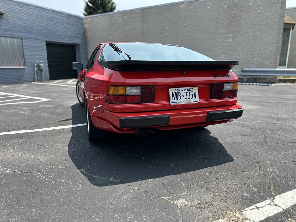 1986 Porsche 944 Turbo - Image 15 of 31