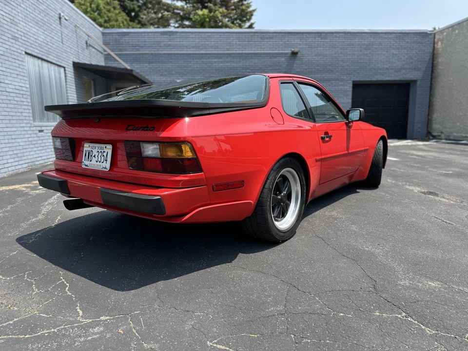 1986 Porsche 944 Turbo - Image 12 of 31