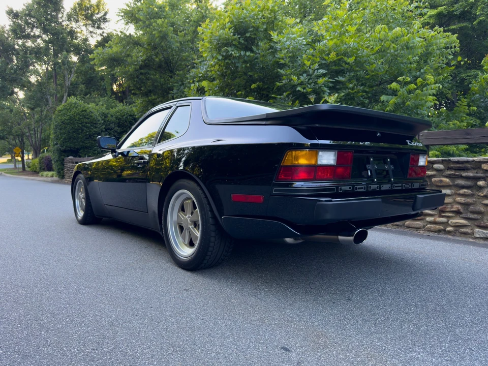 1986 Porsche 944 Turbo - Image 19 of 31