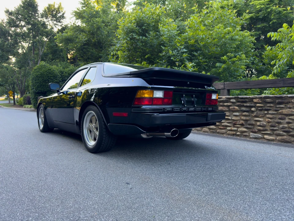 1986 Porsche 944 Turbo - Image 20 of 31