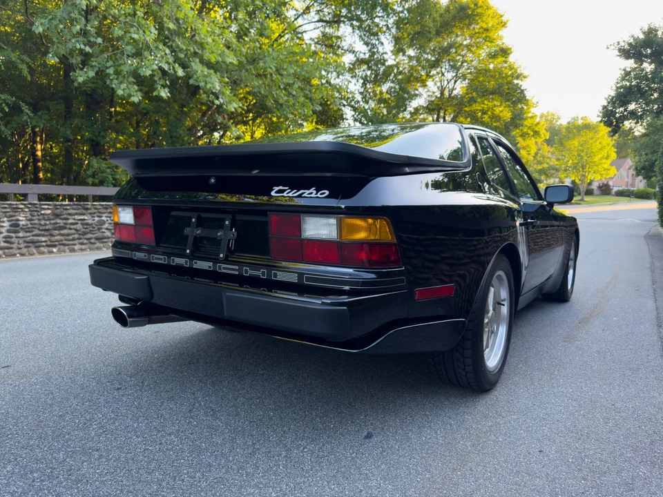1986 Porsche 944 Turbo - Image 27 of 31
