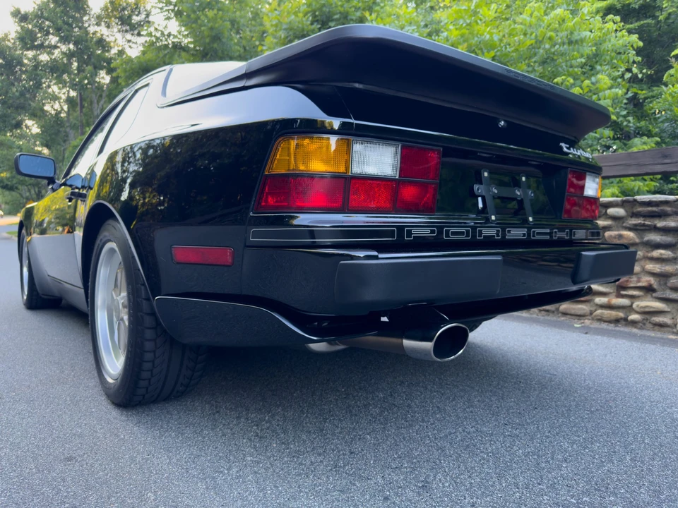 1986 Porsche 944 Turbo - Image 24 of 31