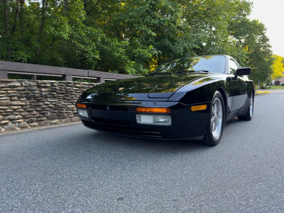 1986 Porsche 944 Turbo - Image 4 of 31