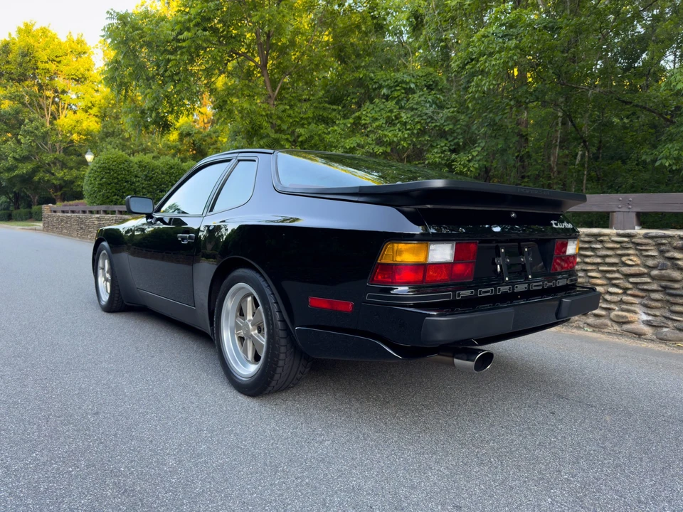 1986 Porsche 944 Turbo - Image 18 of 31