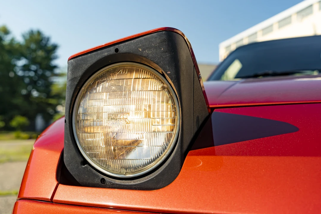 1986 Porsche 944 Turbo - Image 14 of 31