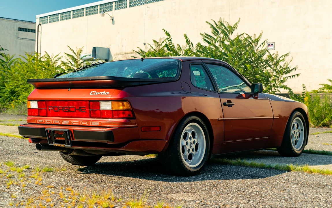 1986 Porsche 944 Turbo - Image 9 of 31