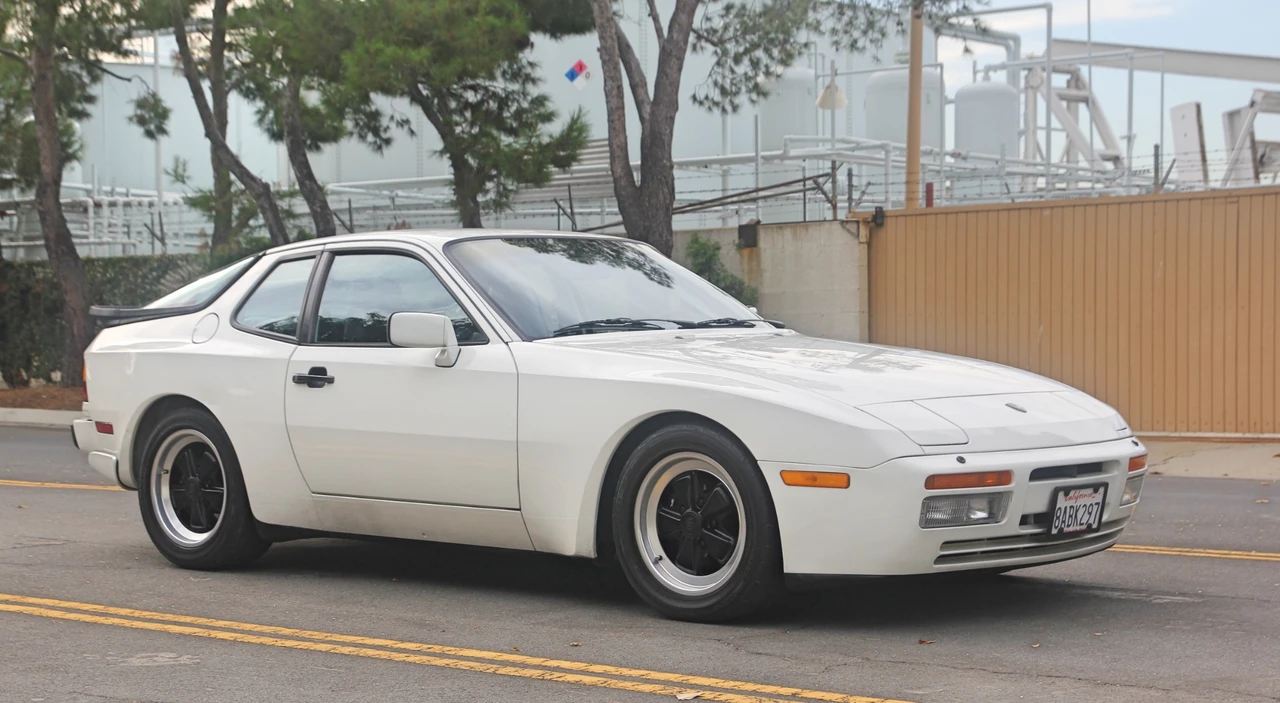 1986 Porsche 944 Turbo - Image 20 of 31