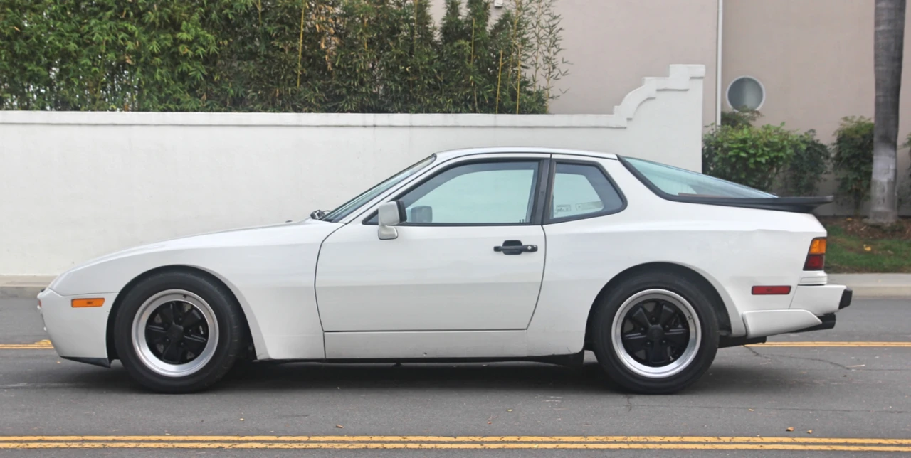 1986 Porsche 944 Turbo - Image 27 of 31