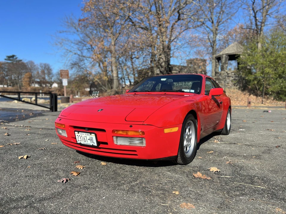 1986 Porsche 944 Turbo - Image 8 of 31