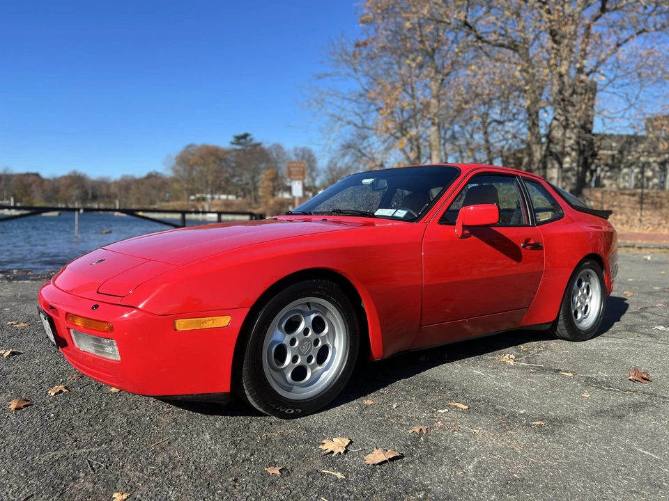 1986 Porsche 944 Turbo - Image 11 of 31