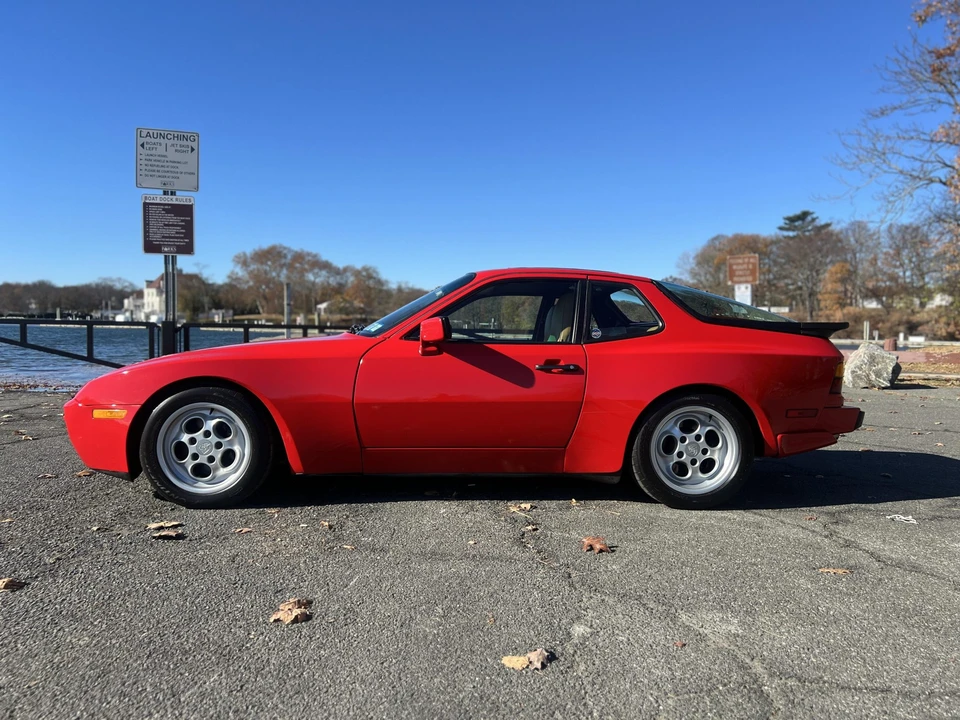 1986 Porsche 944 Turbo - Image 12 of 31