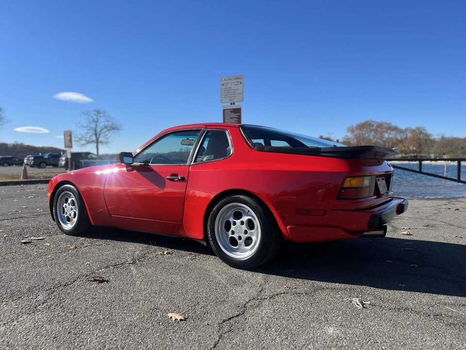 1986 Porsche 944 Turbo - Image 14 of 31