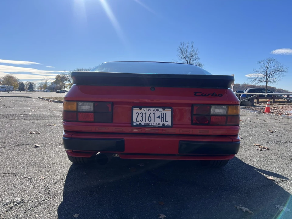 1986 Porsche 944 Turbo - Image 17 of 31