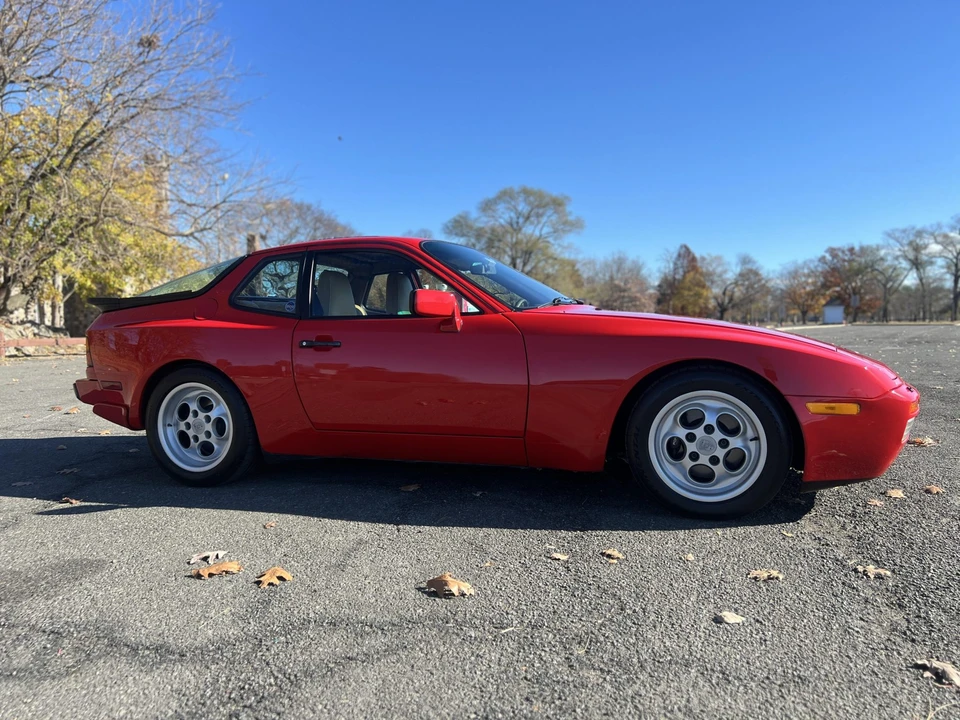 1986 Porsche 944 Turbo - Image 21 of 31