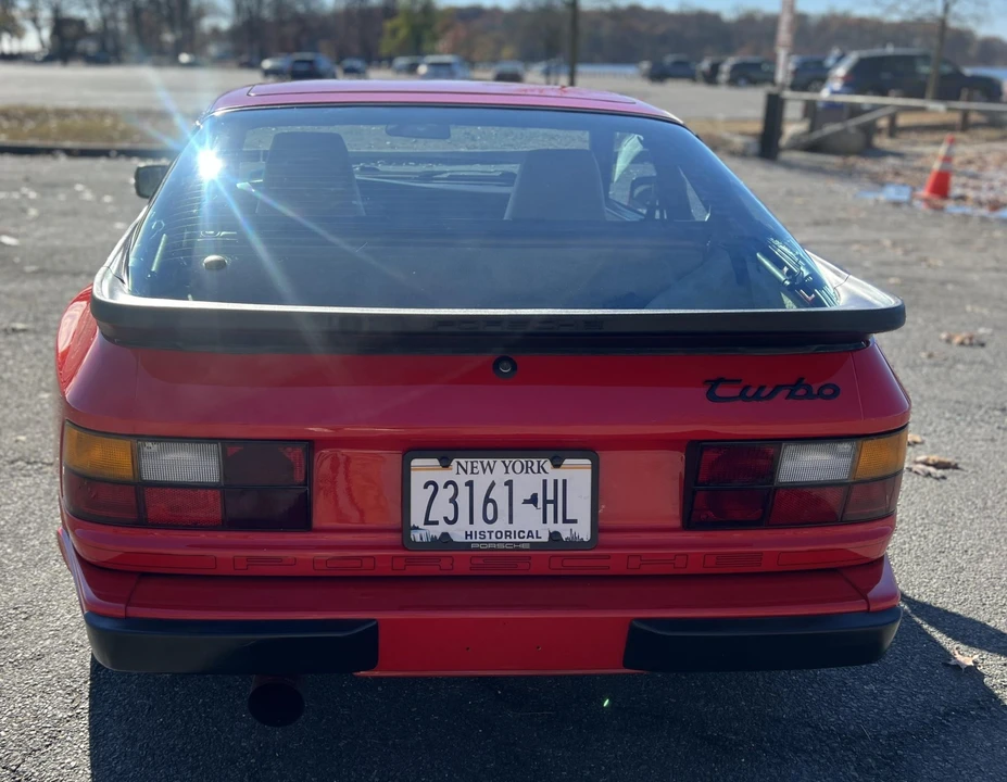 1986 Porsche 944 Turbo - Image 18 of 31
