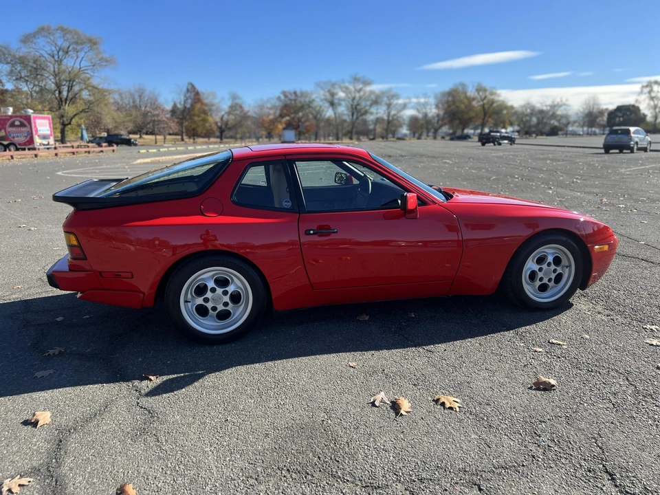 1986 Porsche 944 Turbo - Image 22 of 31