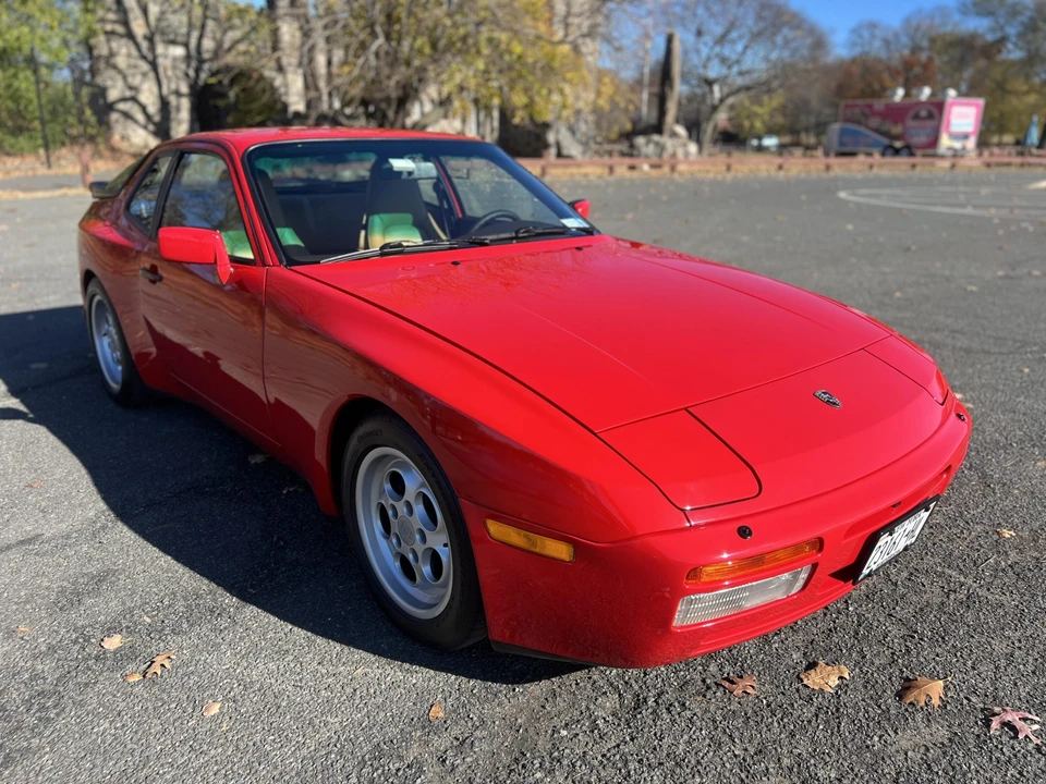 1986 Porsche 944 Turbo - Image 3 of 31