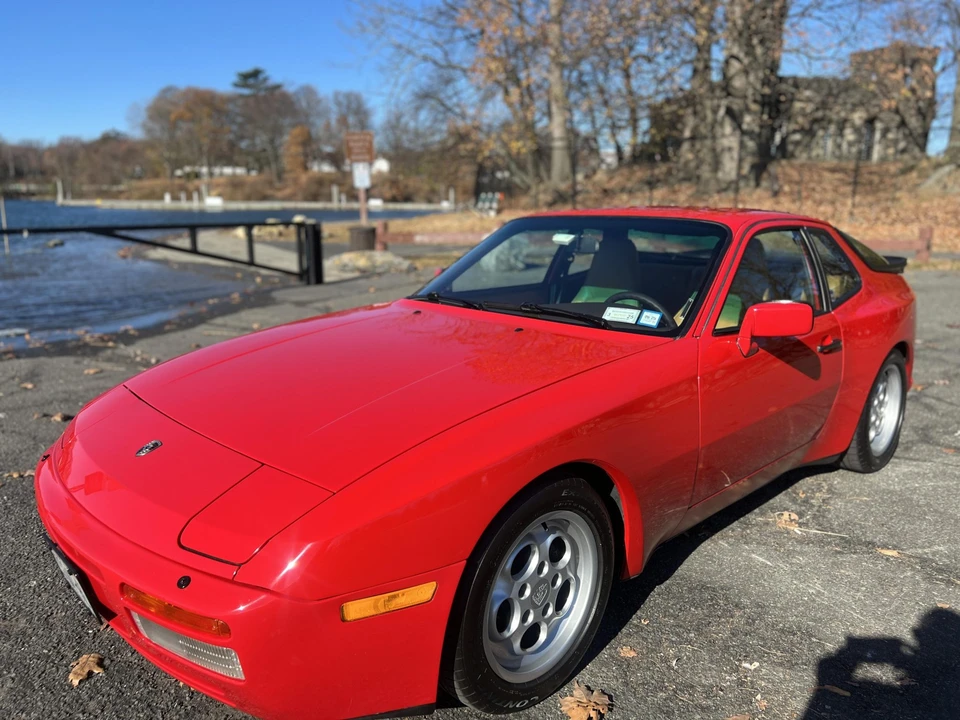 1986 Porsche 944 Turbo - Image 9 of 31