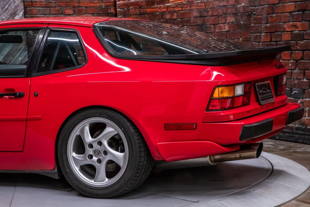 1986 Porsche 944 Turbo - Image 6 of 31