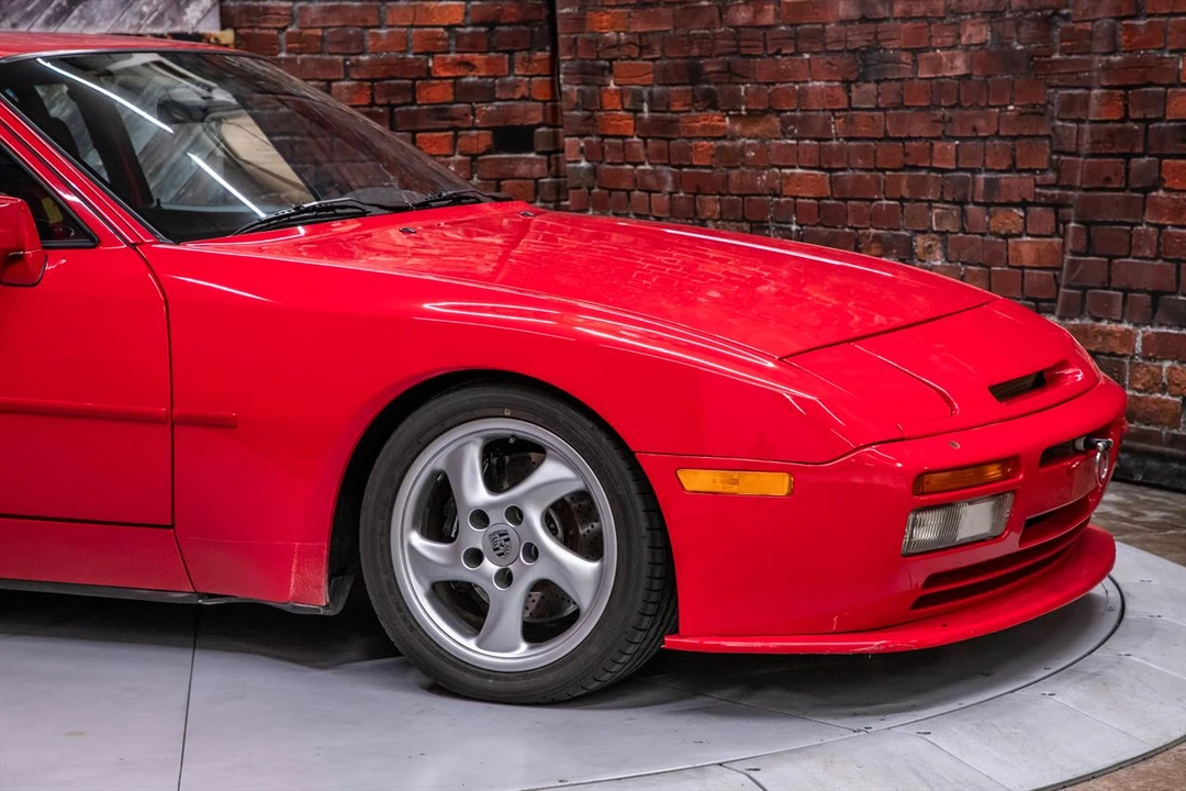 1986 Porsche 944 Turbo - Image 14 of 31