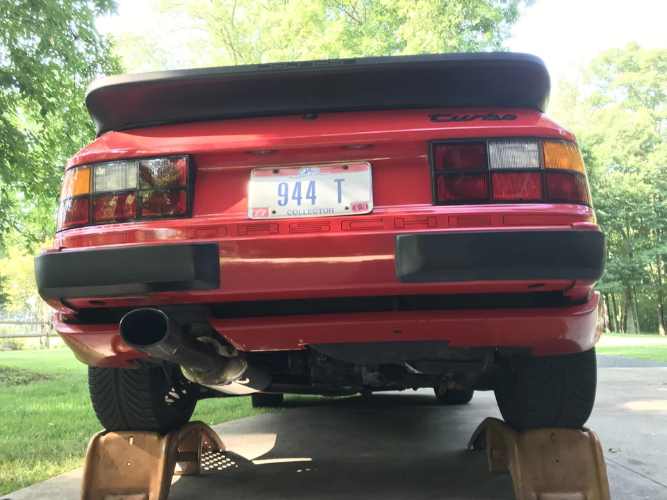 1986 Porsche 944 Turbo - Image 10 of 31